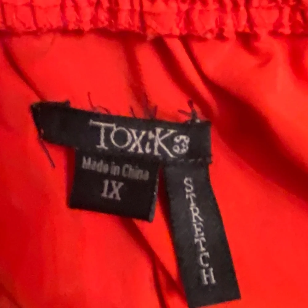 TOXIK3 - Picture 3 of 8